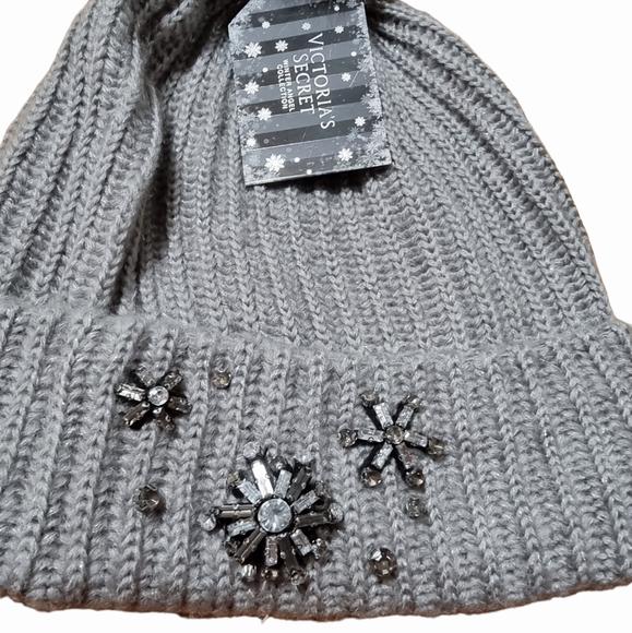 Victoria's Secret Winter Angel Collection Sparkle Hat & Gloves NWT - Picture 2 of 7